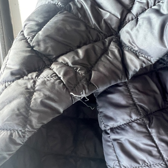 Athleta WHISPER FEATHERLESS PUFFER PARKA Size XL Black Coat - Picture 5 of 7